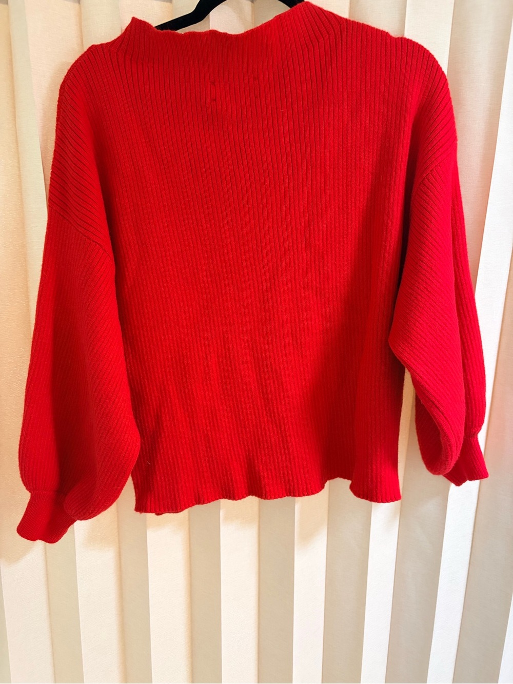 Line & Dot Red Ribbed Sweater - Picture 3 of 3